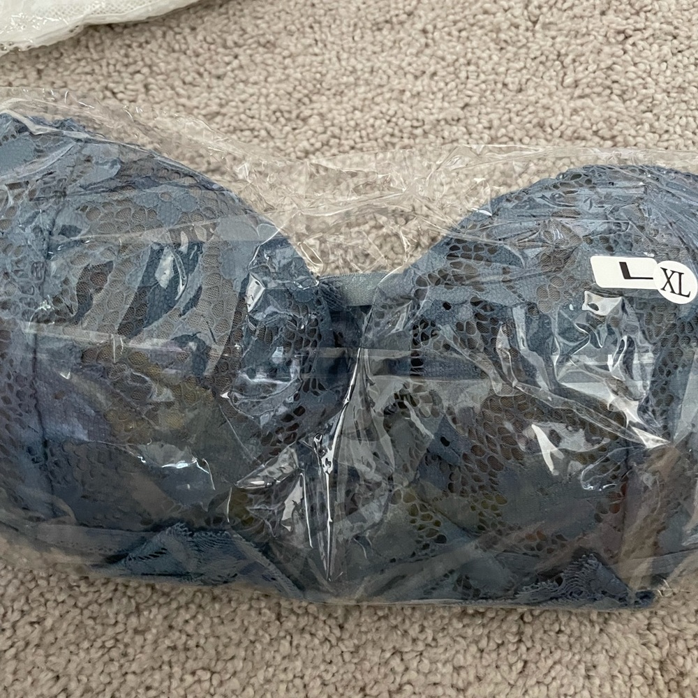 Blue lace bandeau